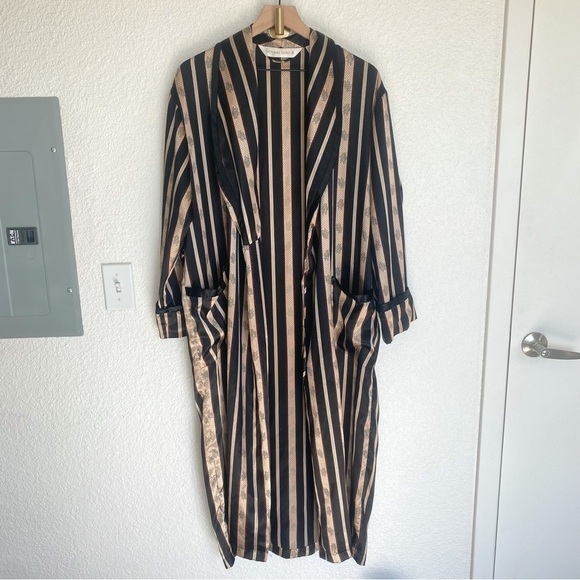 Vintage 90's Victoria Secret Long Robe Striped Satin Gold Black Oriental Robe - Picture 2 of 11